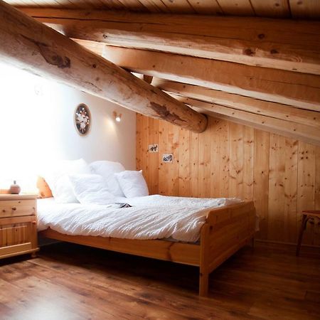 Chalet L'Etagne ベッサン エクステリア 写真