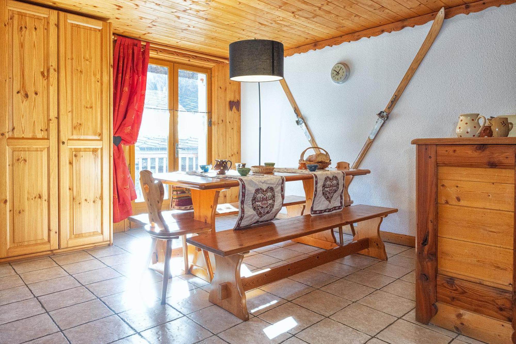 Chalet L'Etagne ベッサン エクステリア 写真